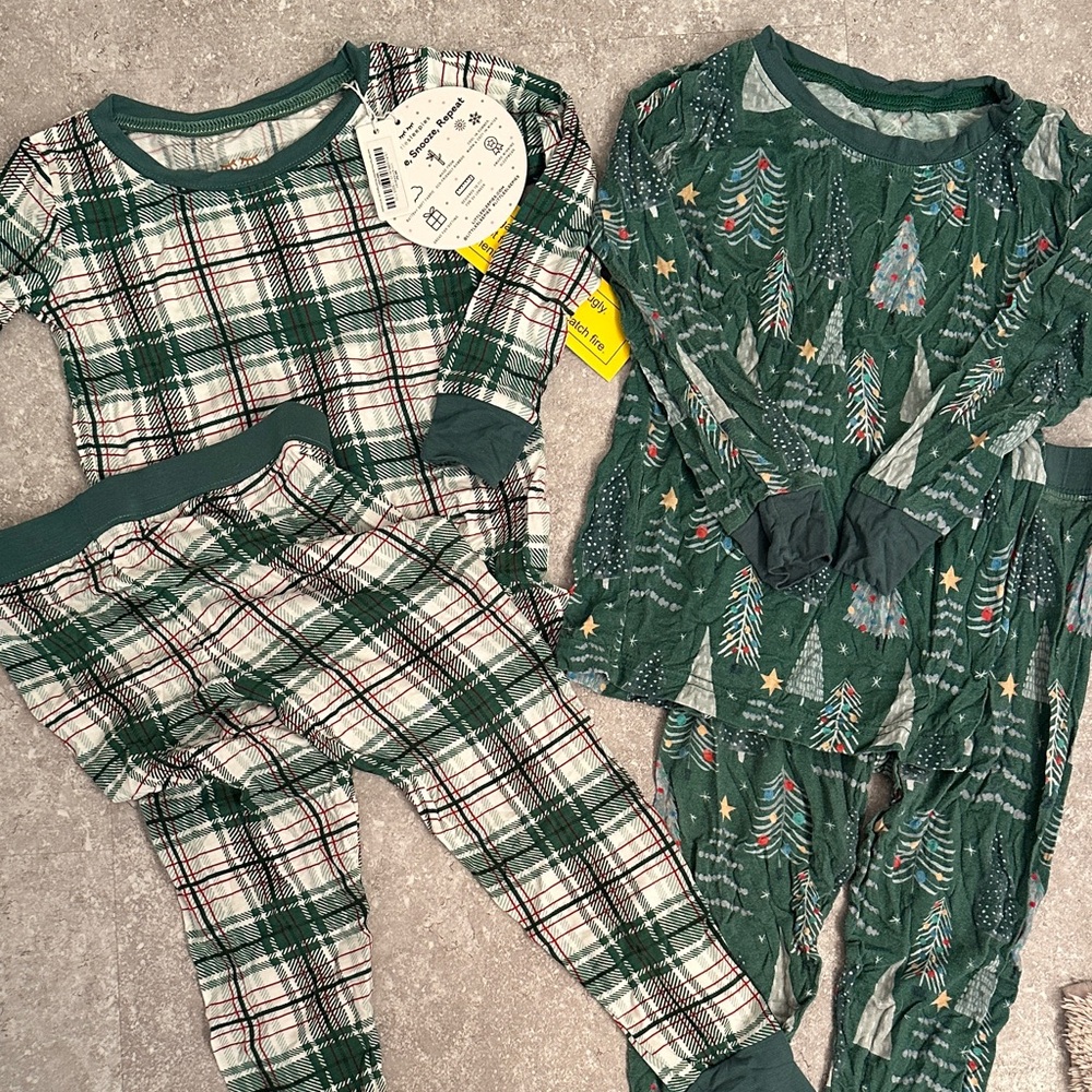 Holiday Little Sleepies (2) Pajama Sets